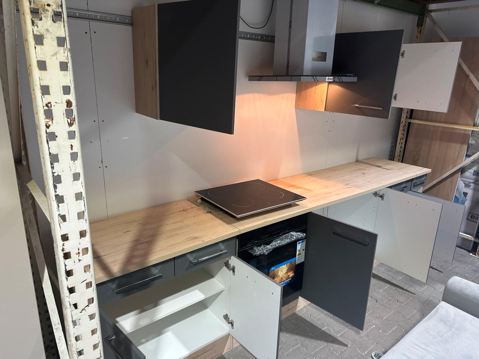 Moderne Küche Basaltgrau mit Elektrogeräten 320 cm - Bild 7